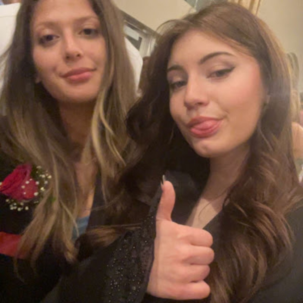 Meet your Posher, Juliana